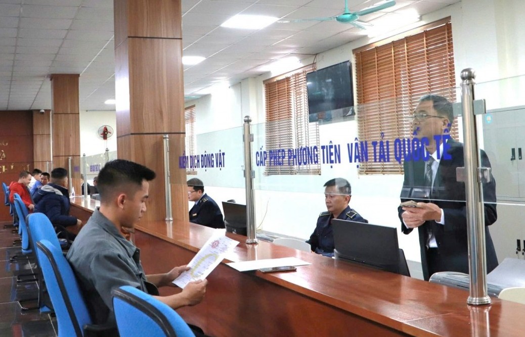 Le centre administratif du poste frontière de Ma Lu Thang est officiellement opérationnel