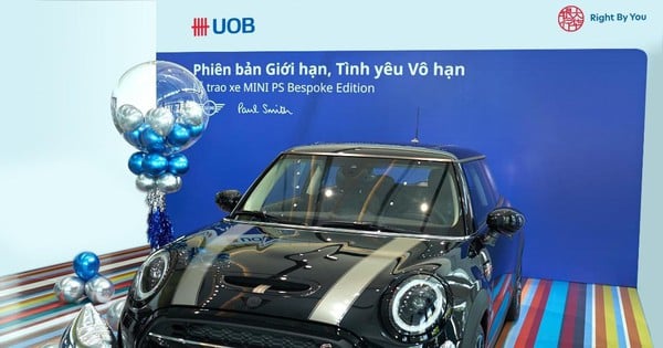 عميل بنك UOB في فيتنام يفوز بسيارة MINI Cooper بقيمة تقارب 2 مليار دونج