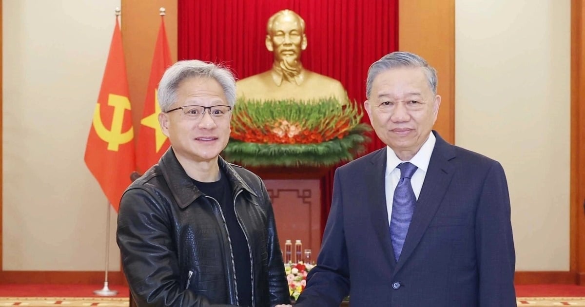 General Secretary To Lam receives NVIDIA Corporation Chairman Jensen Huang