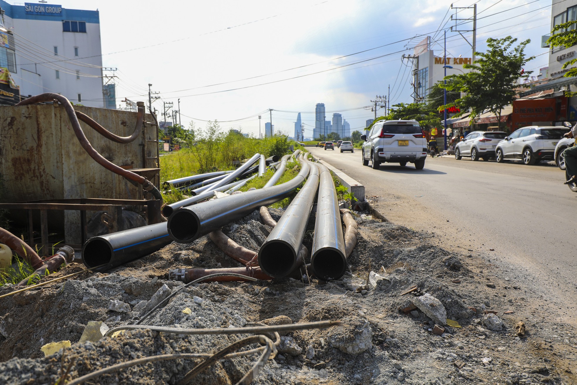 Construcción de la ampliación de 2,5 km de la calle Luong Dinh Cua: sigue siendo un desastre después de 9 años (foto 8)