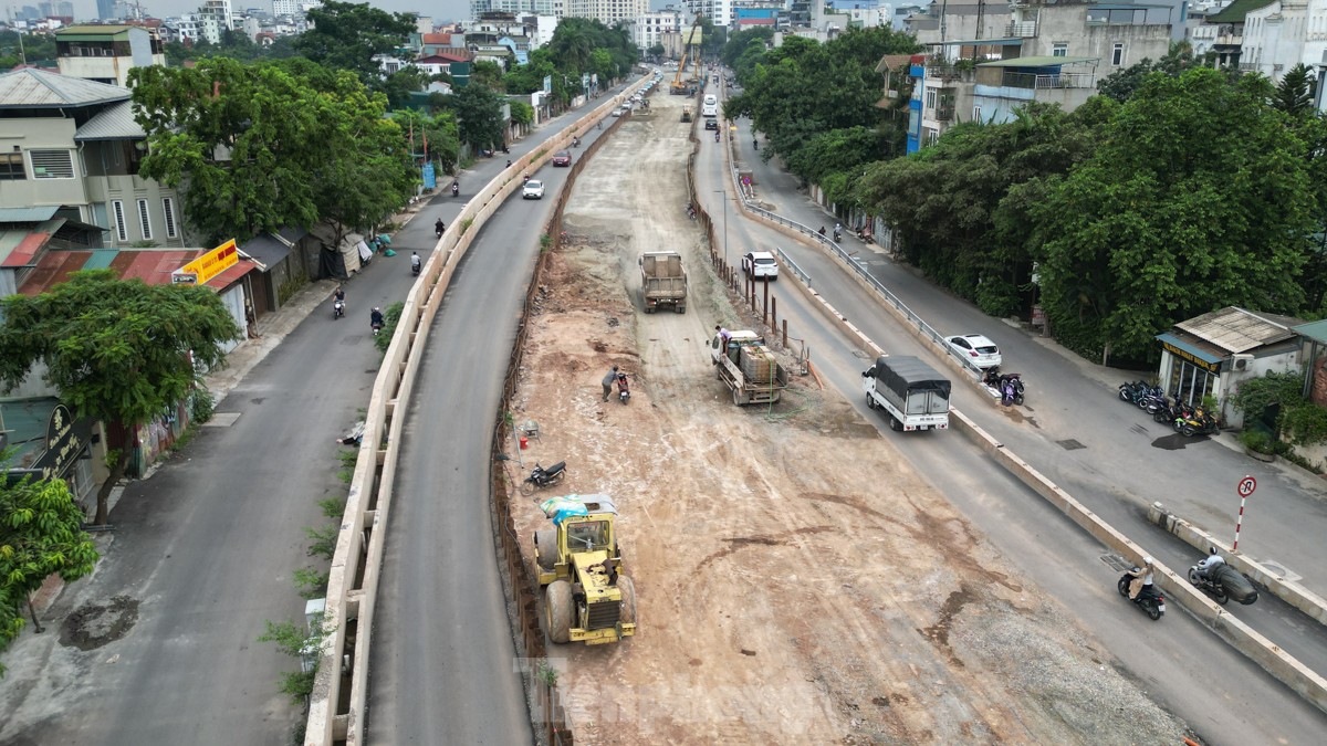 Vì sao dự án mở rộng đường Âu Cơ - Nhật Tân chưa thể thông xe toàn tuyến ngày 30/6? ảnh 13