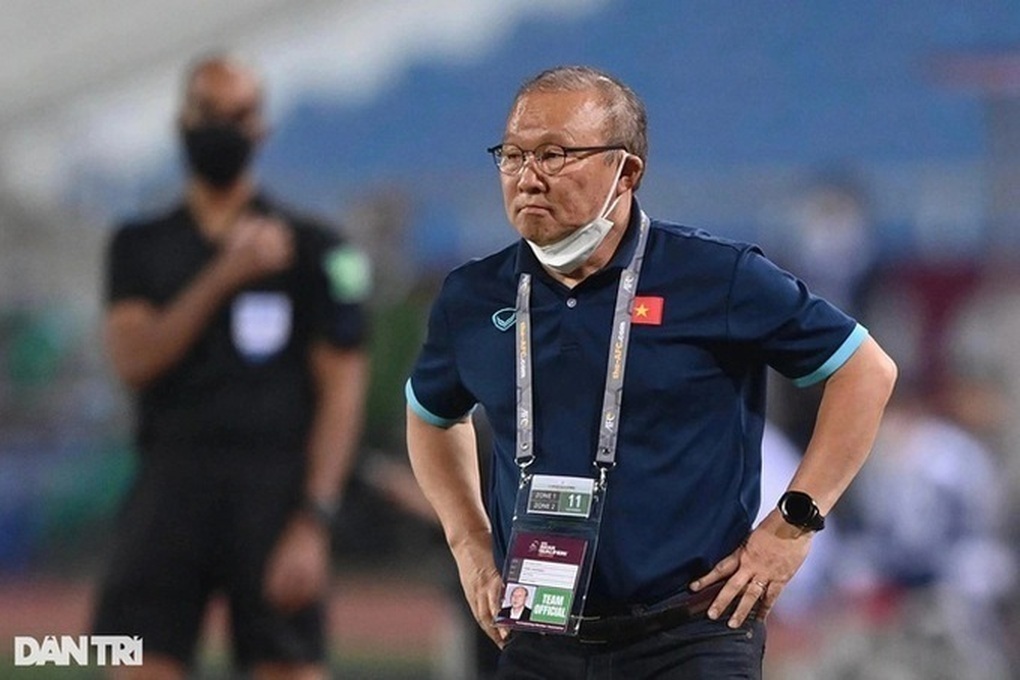 Korean newspaper clarifies the possibility of coach Park Hang Seo returning to the Vietnamese team