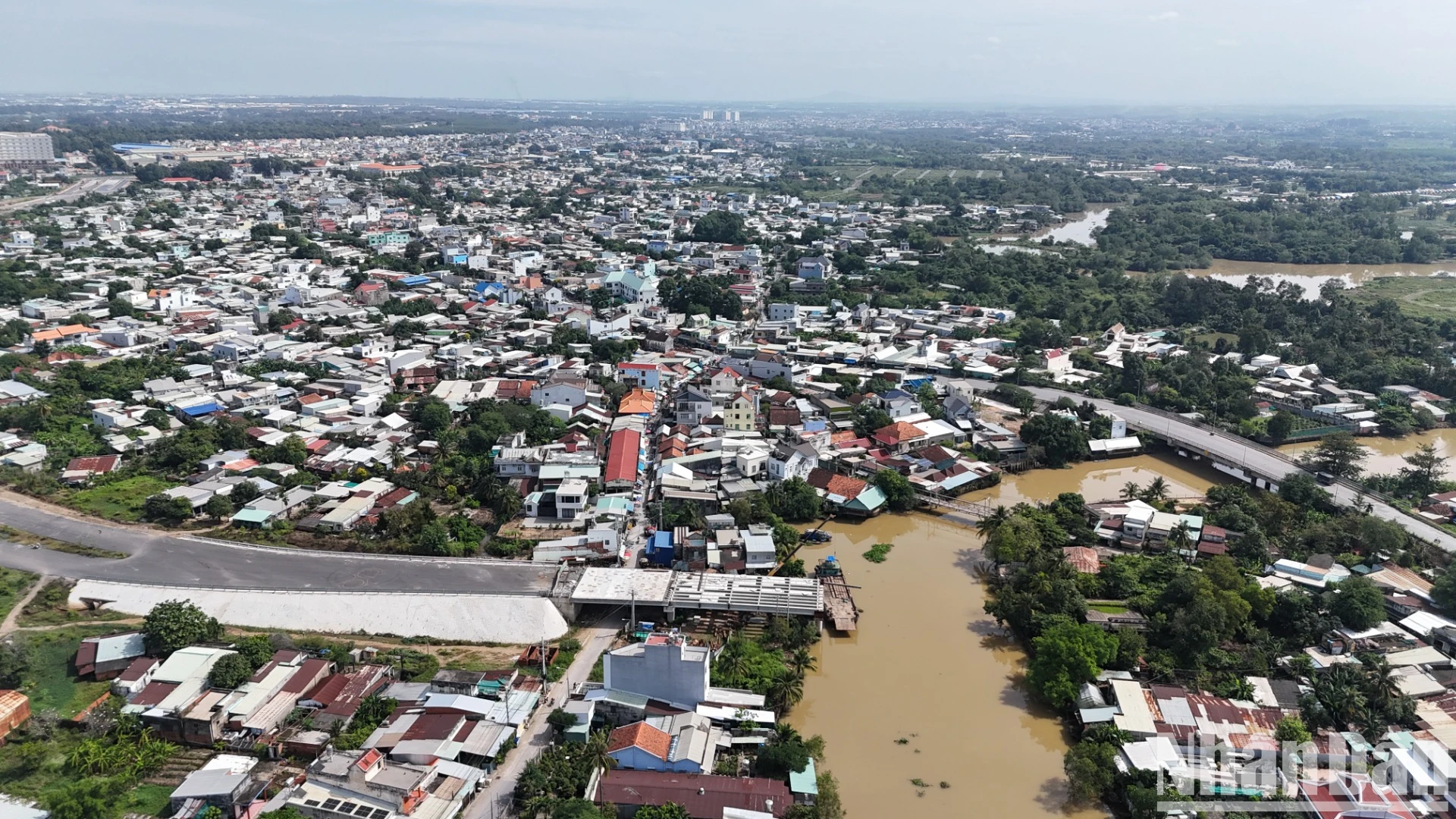 [Photo] Risk of wasting nearly 400 billion VND bridge completed without connecting road photo 10