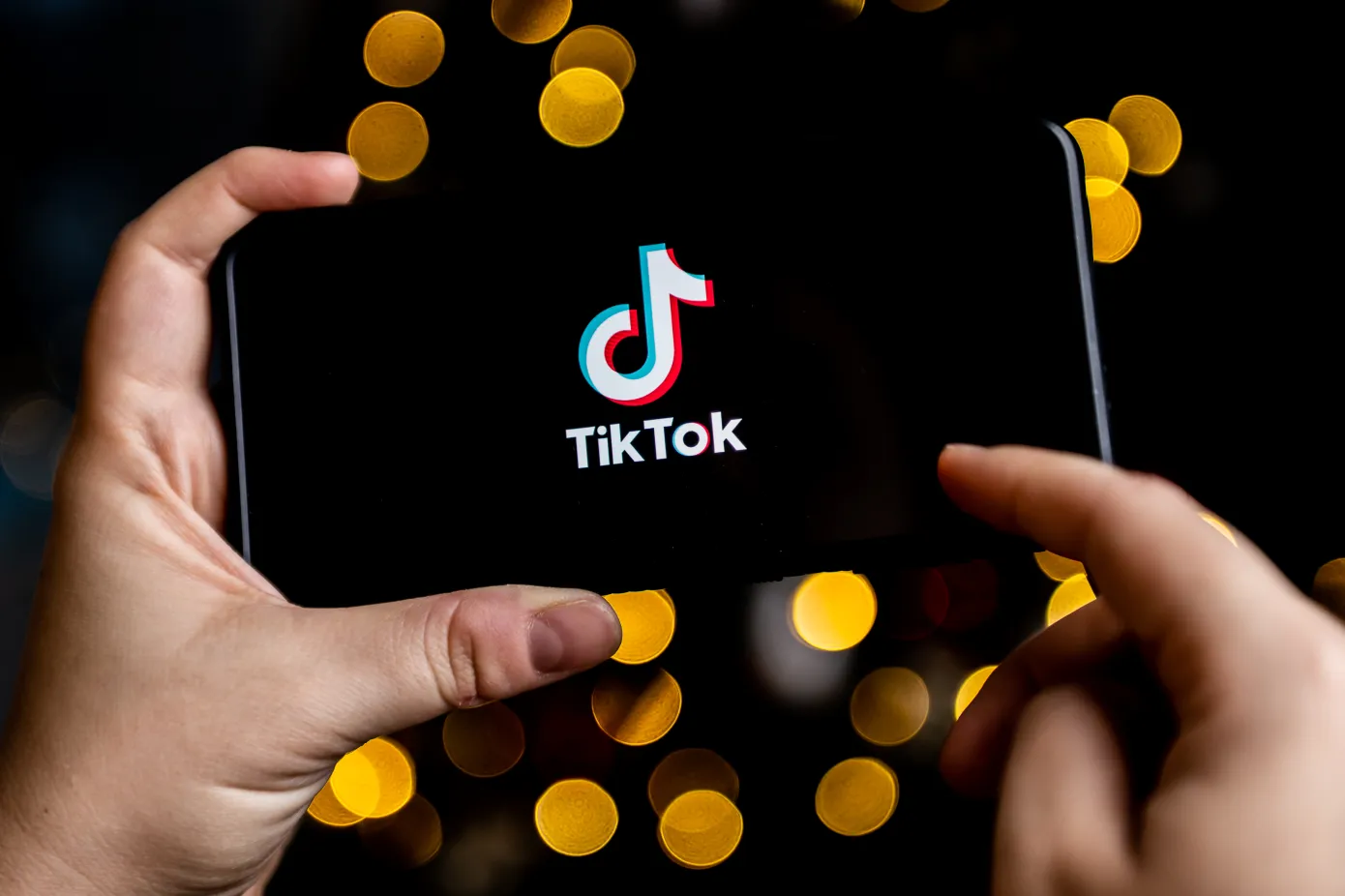 EU ປັບ​ໃໝ TikTok $379 ລ້ານ​ຍ້ອນ​ລະ​ເມີດ​ກົດ​ໝາຍ​ປົກ​ປ້ອງ​ຂໍ້​ມູນ