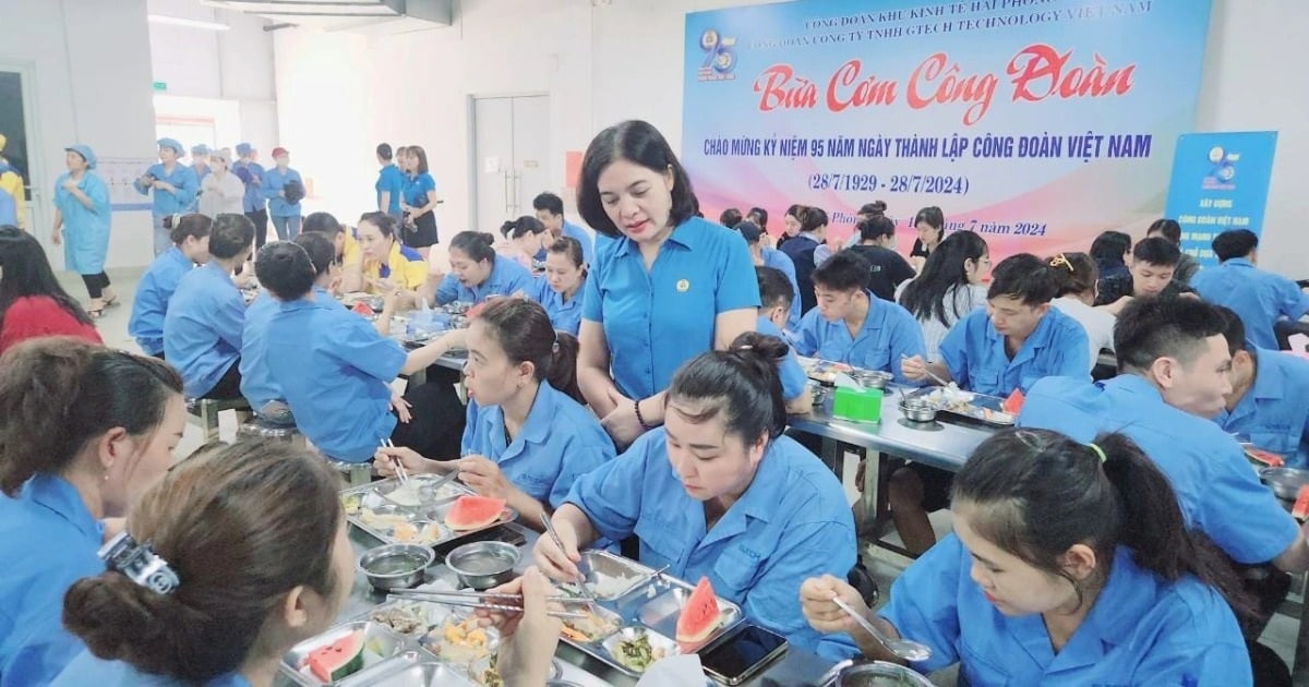 Công đoàn Việt Nam dừng các hoạt động văn hóa, thể thao, lễ hội