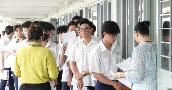 Le score de référence le plus élevé de l'Université d'enseignement technique de Ho Chi Minh-Ville est de 27,5.