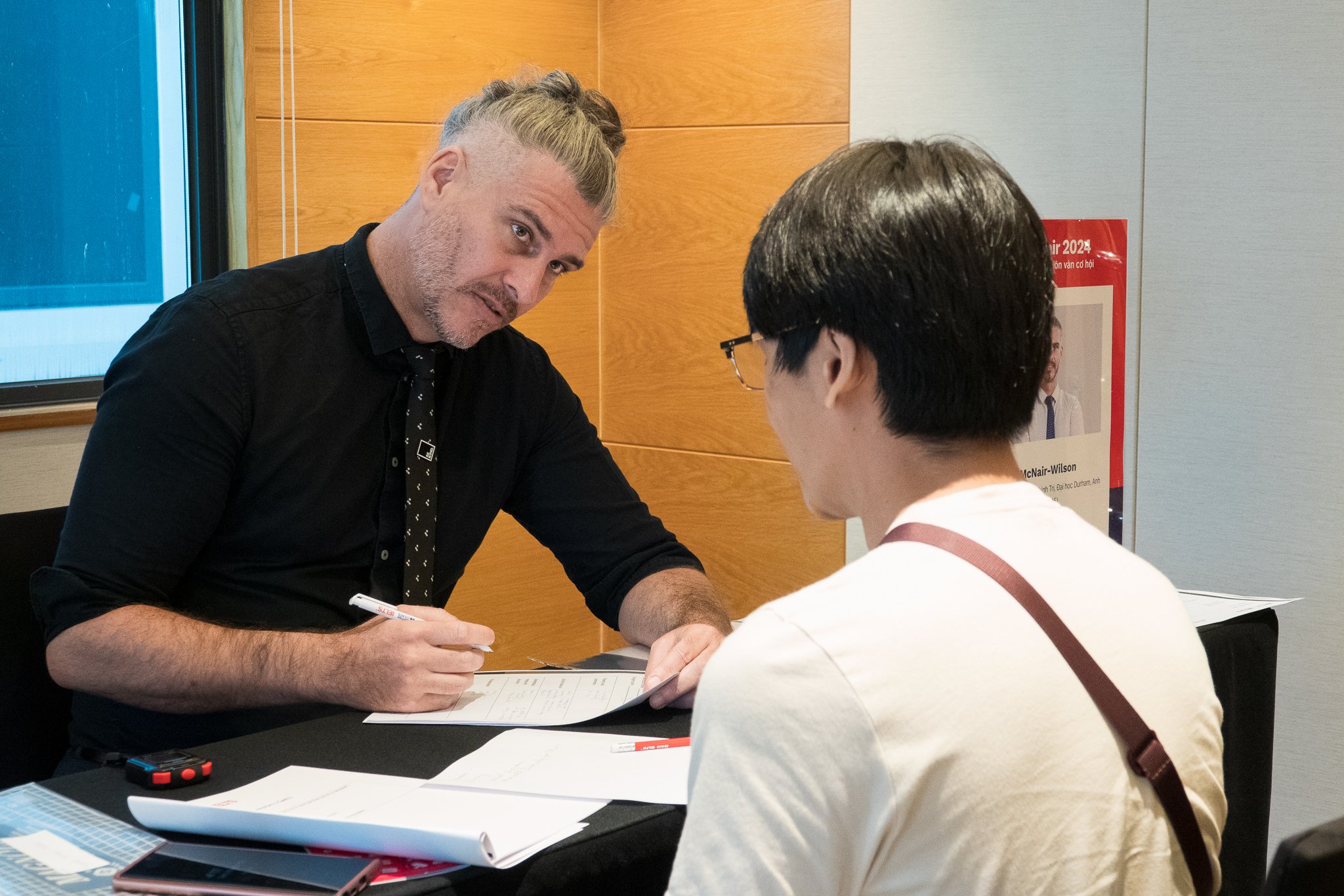Bị 'giam' điểm thi IELTS: Vì sao, có thường xảy ra và cần làm gì?- Ảnh 2.