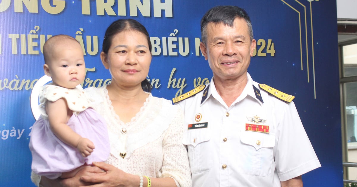 Un couple de soldats de Truong Sa fait don de plaquettes plus de 100 fois