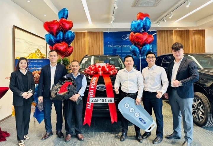 Hanoi Ford Showroom: The ideal destination for customers - 5