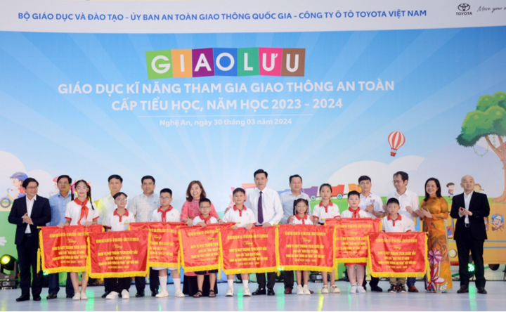 Chung kết 'Toyota cùng em học An toàn giao thông' 2023 – 2024 - 1