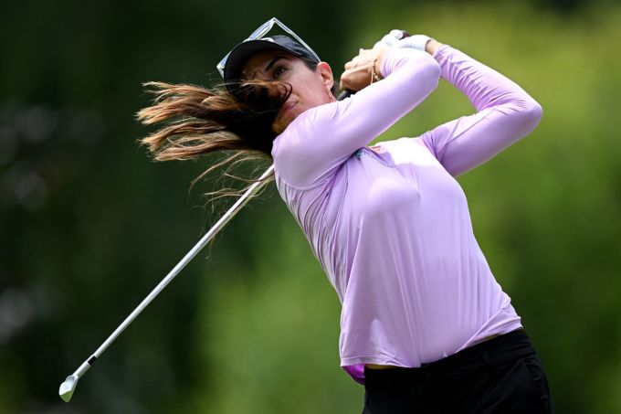 Reto schlägt in Runde 1 der Evian Championship ab. Foto: AP