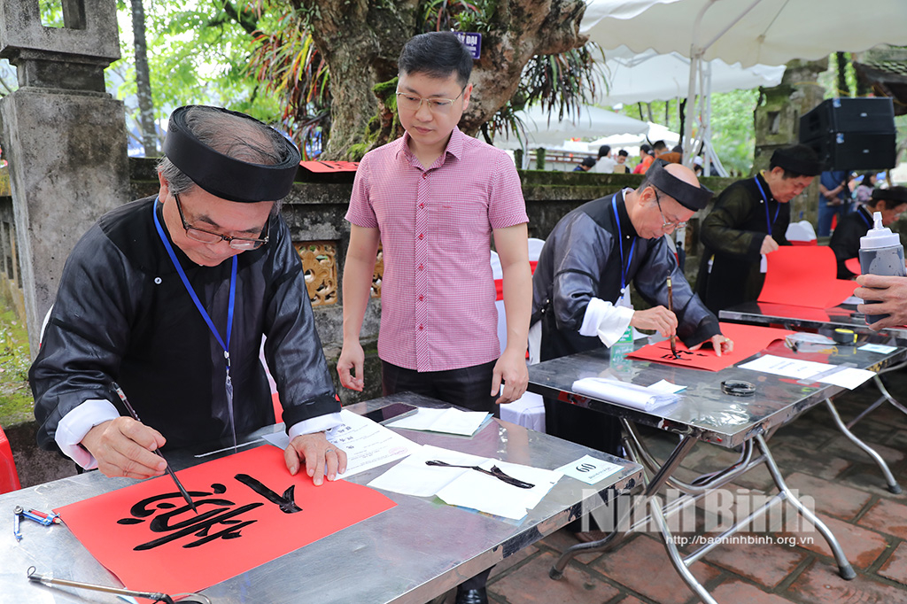 Points forts et attractions du Festival Hoa Lu 2024, image 1