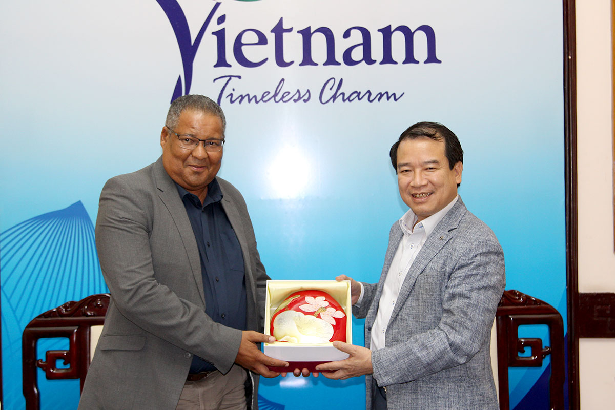 Du lịch Việt Nam 'vươn' tới tỉnh thưa dân nhất Nam Phi - Ảnh 2.