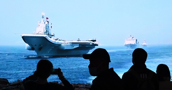 Liaoning aircraft carrier approaches Japan like never before, China speaks out