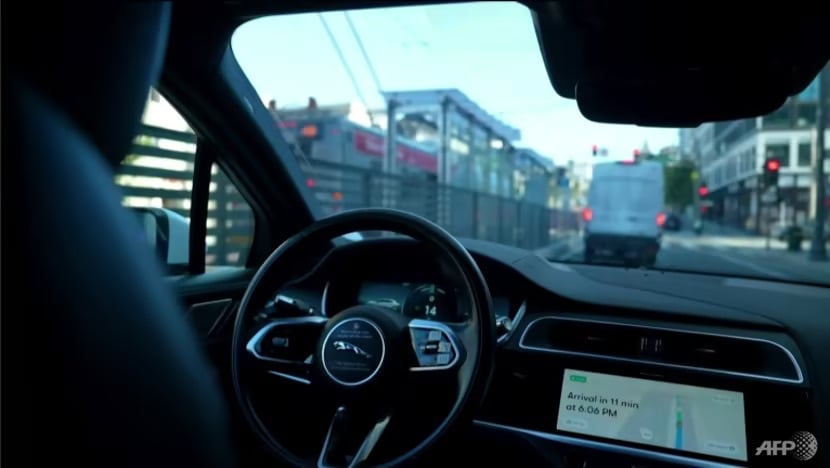 Special self-driving car on the streets of San Francisco, picture 1