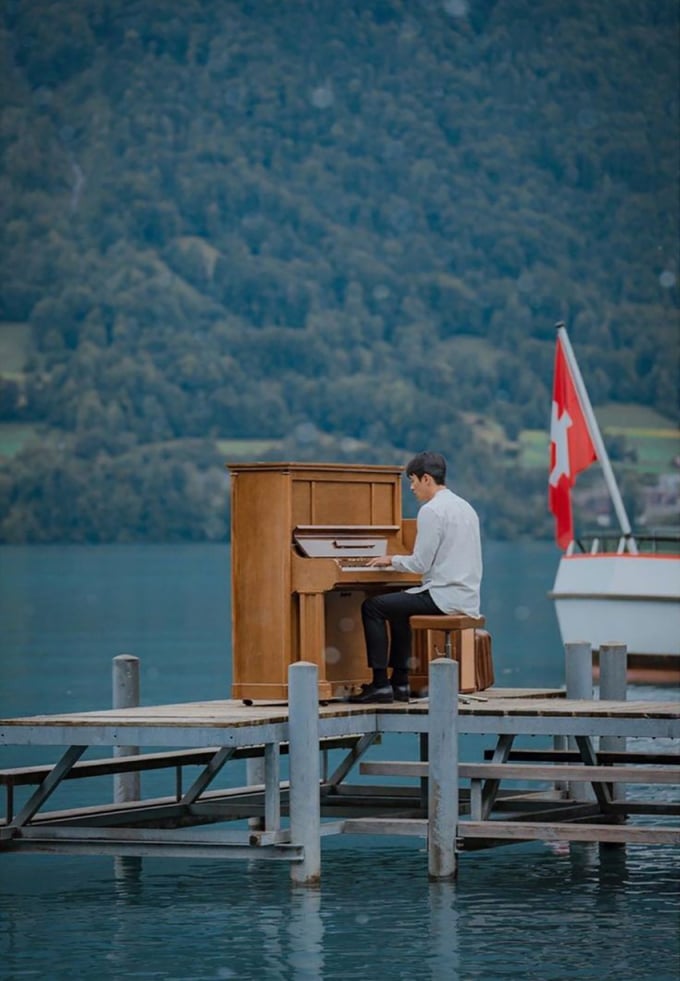 Lake Brienz.