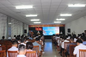 Atelier de développement de produits de matériaux de construction et exposition de produits de matériaux de construction dans la province de Quang Tri en 2023