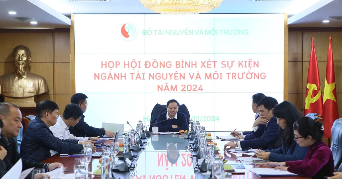 Họp Hội đồng bình xét sự kiện nổi bật ngành Tài nguyên và Môi trường năm 2024