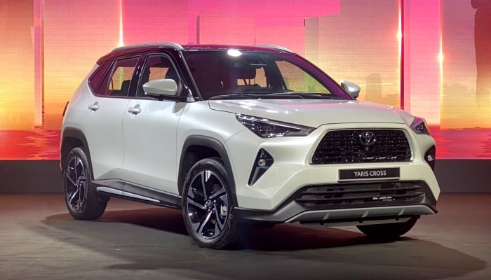 Toyota Yaris Cross ra mắt tại Việt Nam, giá từ 730 triệu đồng