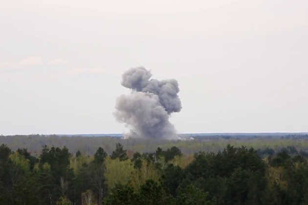 世界 - ロシアが強力な爆弾FAB-250-M62を使用し、戦略的地域でのウクライナの進撃を阻止