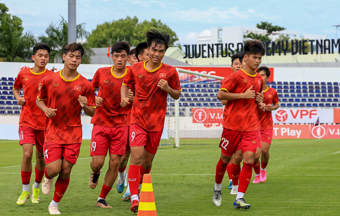 U17 Việt Nam tập luyện tại Vũng Tàu trước khi sang Thái Lan dự VCK U17 châu Á 2023. Ảnh: VFF