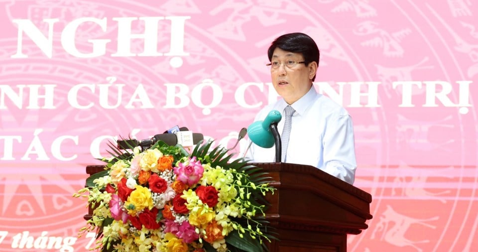 Mme Bui Thi Minh Hoai occupe le poste de secrétaire du Comité du Parti de Hanoi -0