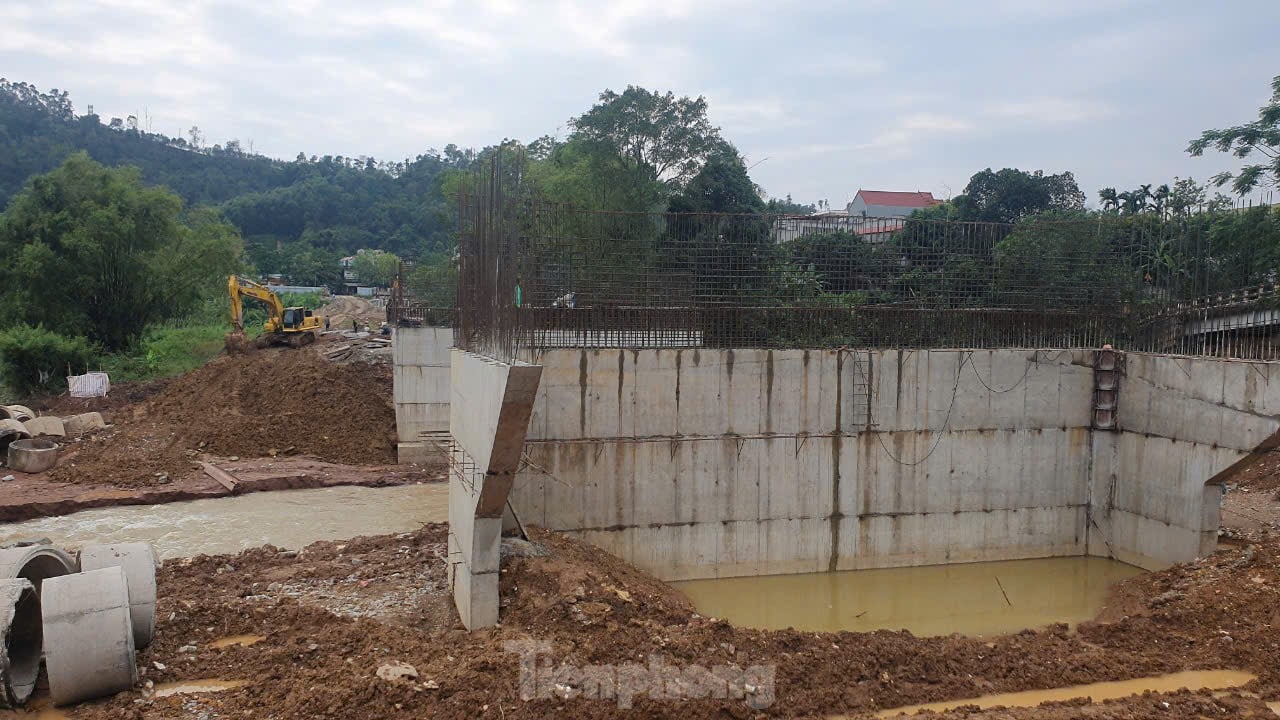 Propuesta para demoler el puente derrumbado en Hoa Binh y construir rápidamente un nuevo puente foto 13