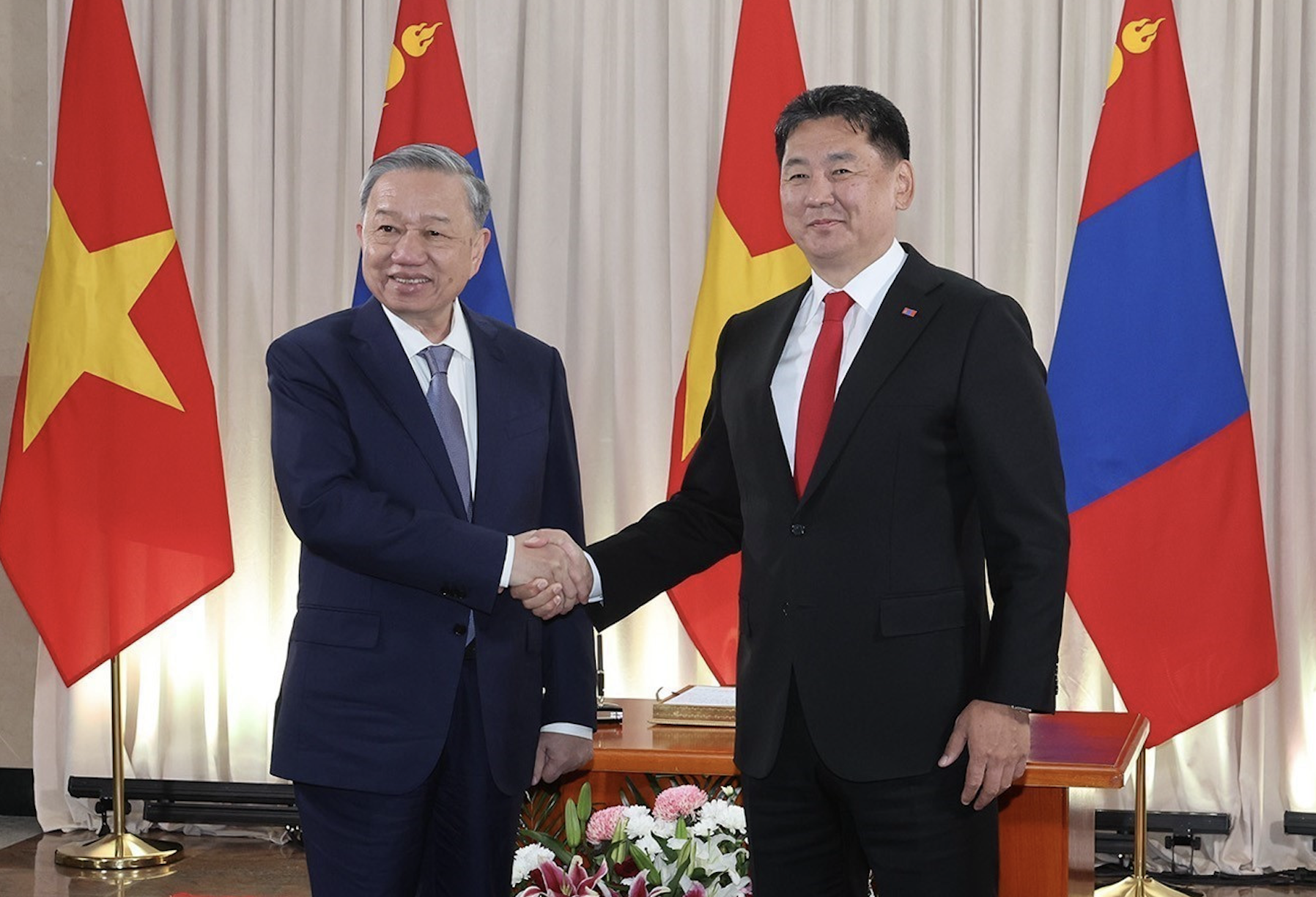 Gemeinsame Erklärung zur Gründung der umfassenden Partnerschaft zwischen Vietnam und der Mongolei