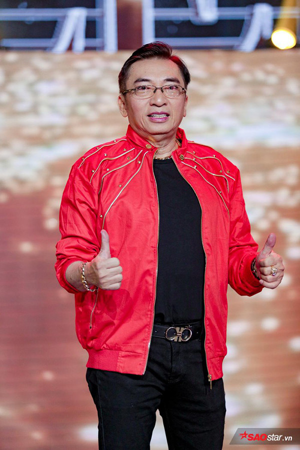The golden voice in the bolero music industry has a peaceful marriage with a wife 24 years younger - Photo 5.