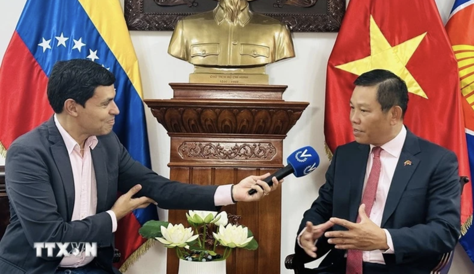 Truyền thông Venezuela đồng loạt đưa tin về Quốc khánh Việt Nam