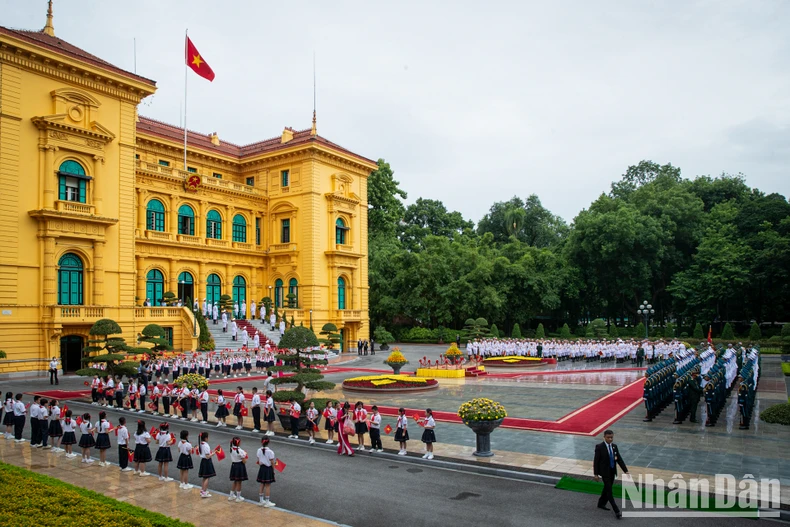 [Ảnh] Chủ tịch nước Tô Lâm chủ trì lễ đón Tổng thống Timor Leste José Ramos-Horta thăm cấp Nhà nước tới Việt Nam ảnh 1