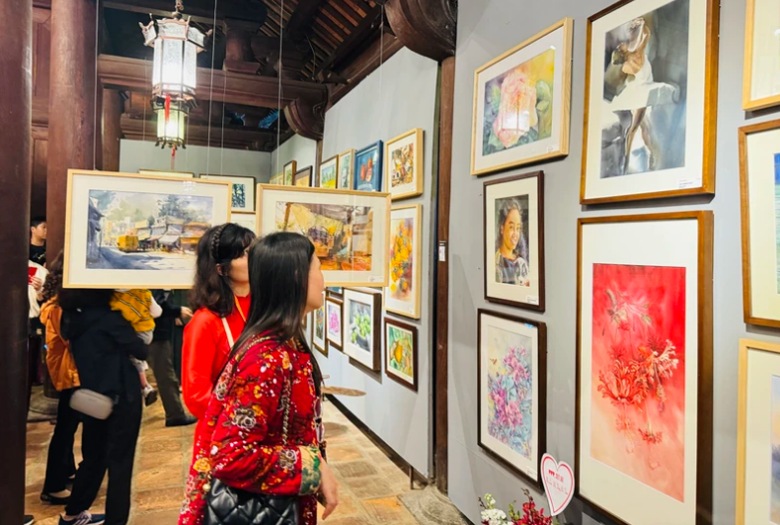 حفل افتتاح معرض الرسم بالألوان المائية، الثقافة الملونة، الصورة 1