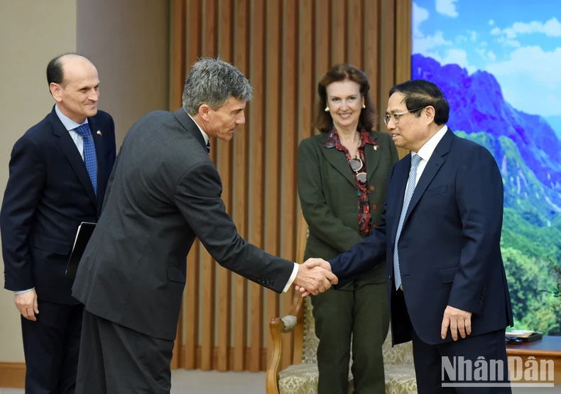 Améliorer la valeur des échanges commerciaux, en vue d'une coopération à long terme entre les entreprises vietnamiennes et argentines photo 2