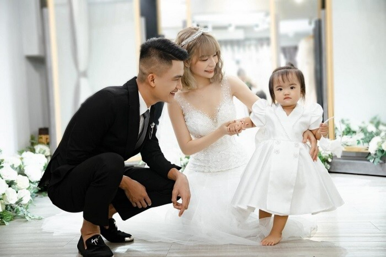 Mac Van Khoa: I still ask my wife for pocket money 3
