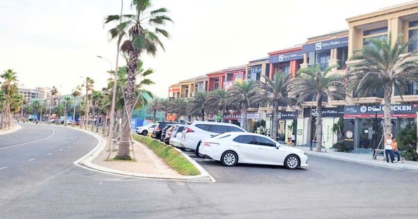 What does Binh Thuan say about the problems at Novaland's 1,000-hectare project?