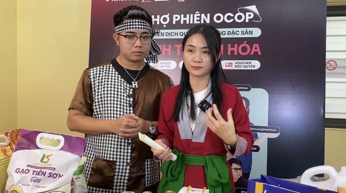 งานแสดงสินค้า OCOP ที่เมือง Thanh Hoa ดึงดูดผู้เข้าชมหลายแสนคน ปิดรับออร์เดอร์นับพันรายการ