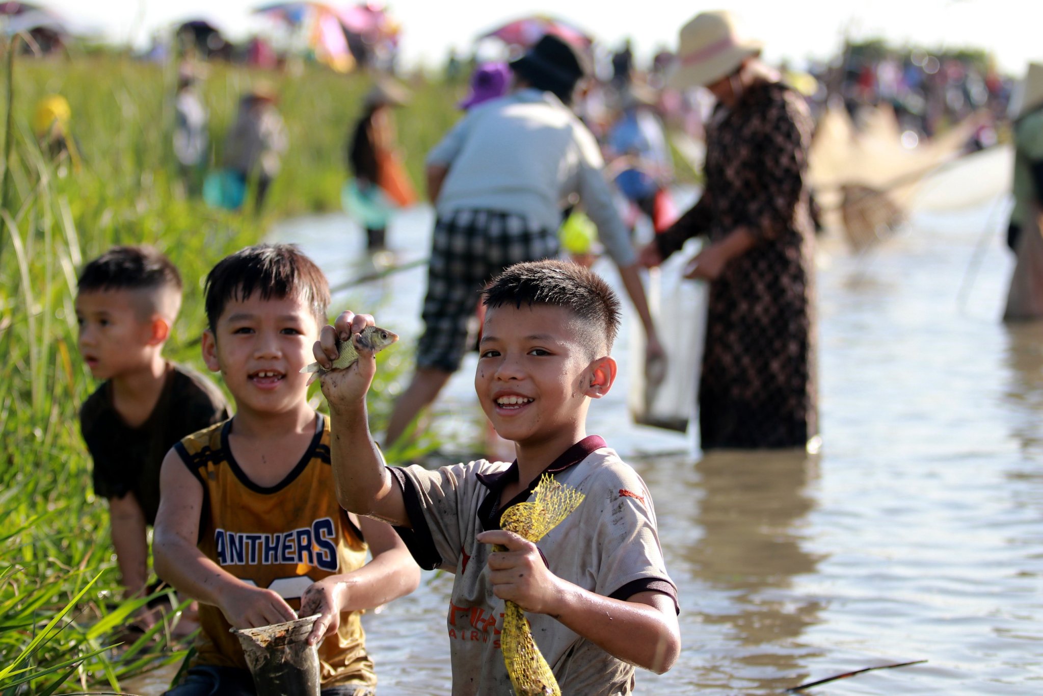 กิจกรรม - เทศกาลตกปลาวูกราวดึงดูดผู้เข้าร่วมงานหลายร้อยคน (ภาพที่ 2)