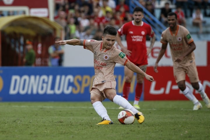 CLB Công an Hà Nội đang có lợi thế lớn giành chức vô địch V-League 2023.