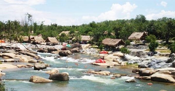 Arroyo del Bosque de Piedras.