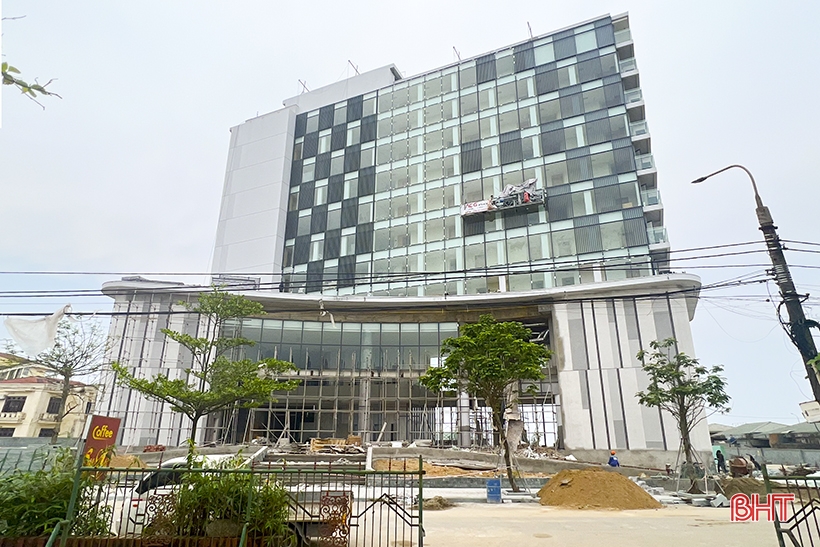 More modern accommodations at Ha Tinh beach