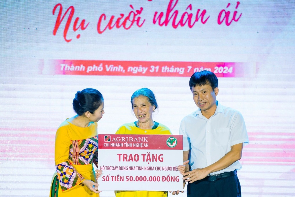 Hòa nhịp yêu thương - Nụ cười nhân ái để chia sẻ với bệnh nhân nghèo - 2