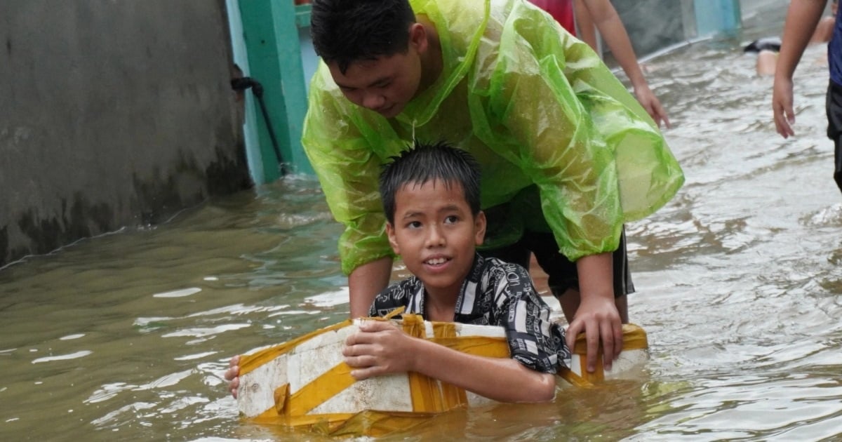 "Collective staff" donated 2,000 VND: Leader of a commune in Hanoi complained