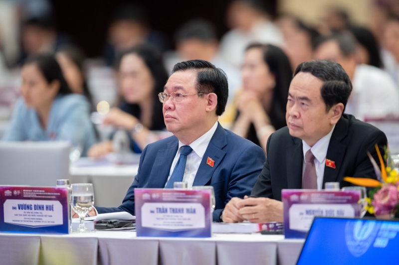 Chủ tịch Quốc hội dự Phiên Tọa đàm cấp cao 
