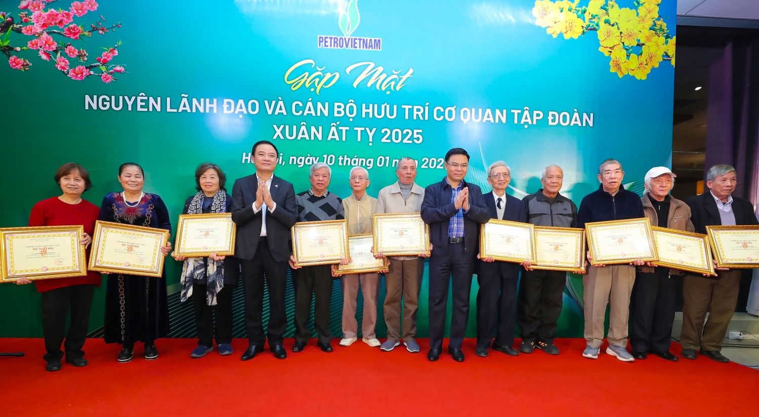 Petrovietnam gặp mặt, tri ân cán bộ hưu trí nhân dịp Xuân Ất Tỵ 2025