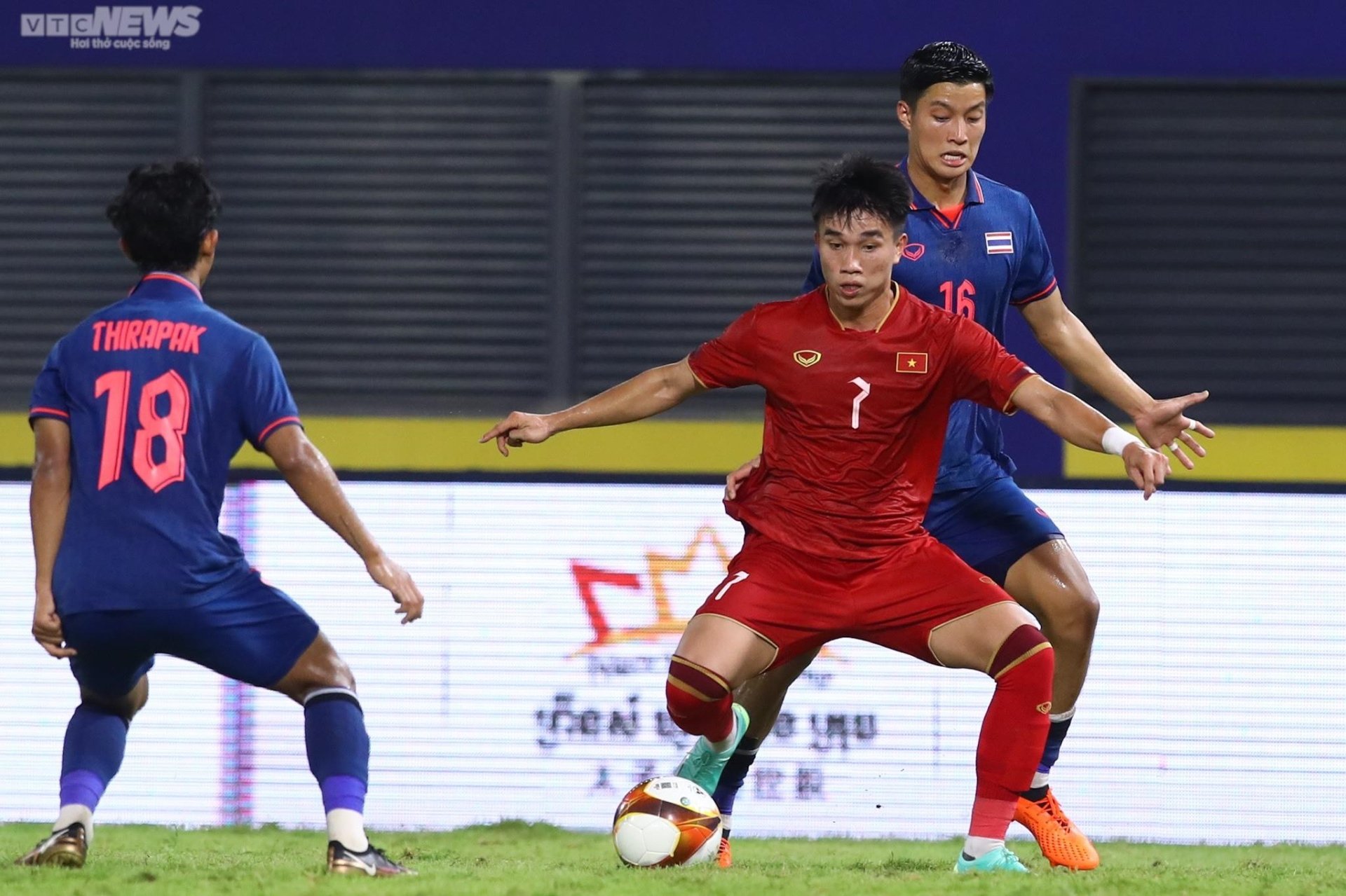 Chuyên gia: U22 Việt Nam còn sai số nhưng ngày càng hoàn thiện - 1