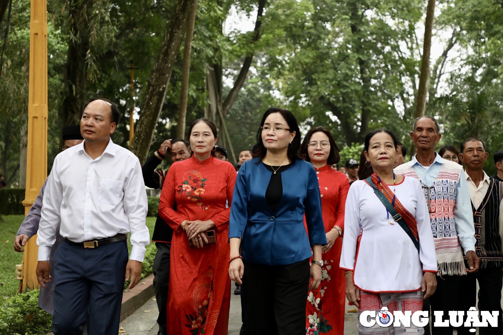 The family of the head of the art department received the prestigious title of President Ho Chi Minh, picture 8.