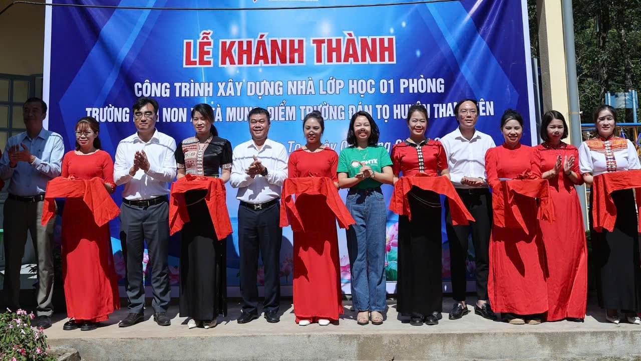 Vietnamnet newspaper cooperates to organize the inauguration of the school in Lai Chau province, picture 1