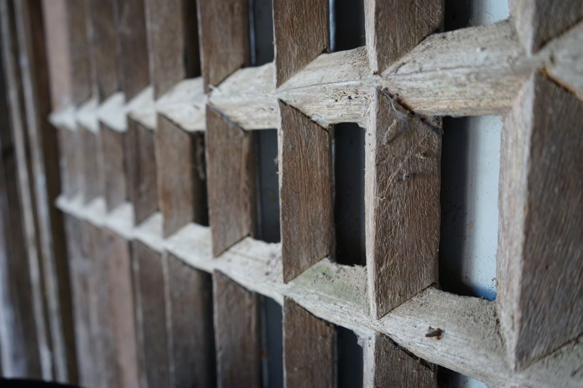 After more than 200 years, despite the vicissitudes of history and weather, the items inside the house are still preserved quite intact. Photo: Quach Du