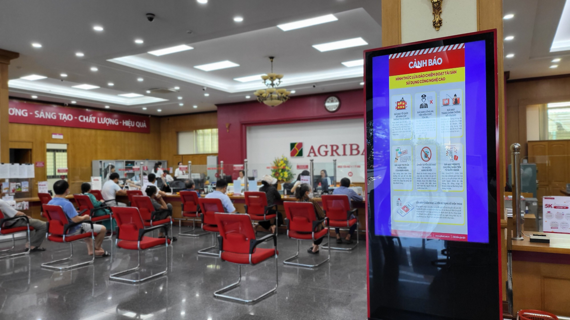 Agribank continuously portraits high-tech fraud cases in time to protect customer assets image 2