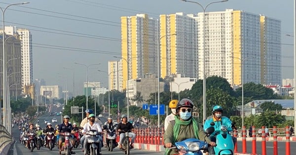 In Ho-Chi-Minh-Stadt ist es genauso kalt wie in Da Lat, die Leute tragen beim Ausgehen Schals und warme Kleidung.